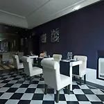 Piccolo Hotel