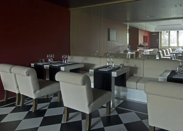 Hotell Piccolo 4*