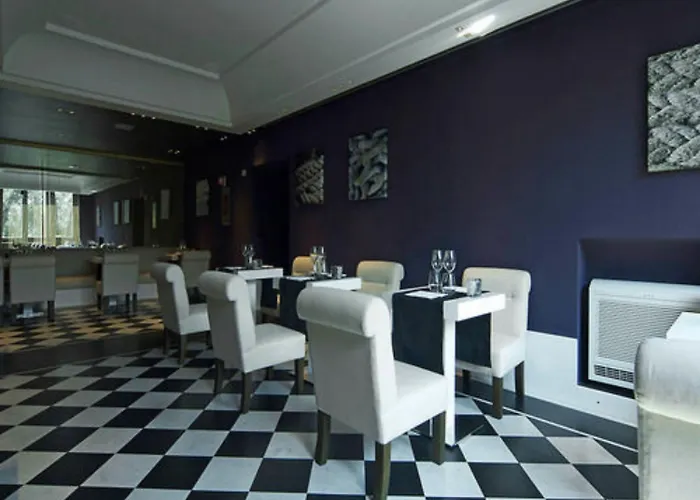 Piccolo Hotel